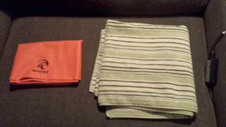 Illustration for article titled $15: Get This Versatile + Compact Quick-Dry Micro-Fiber Towel (50% Off)